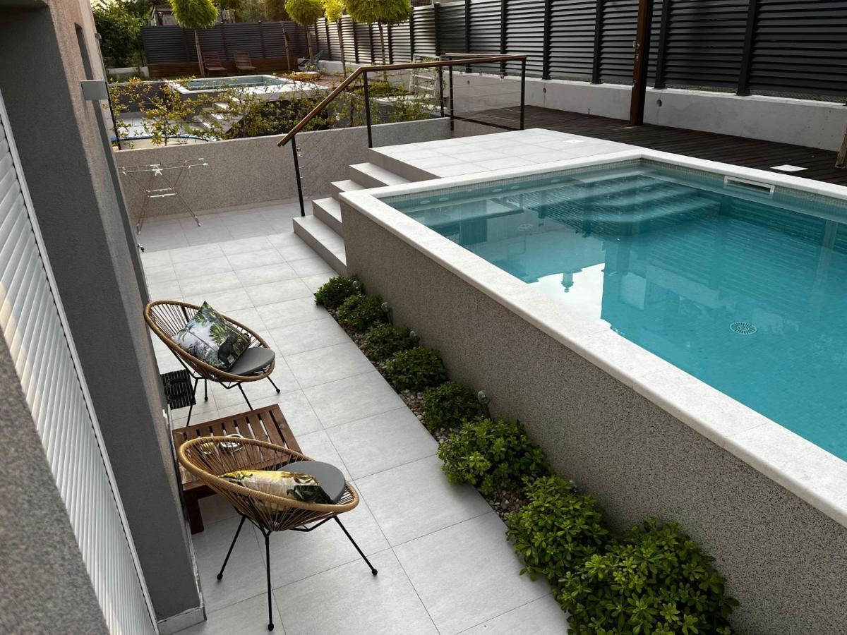 Cozy Seaside Apartment With Pool & Terrace Split Exterior foto